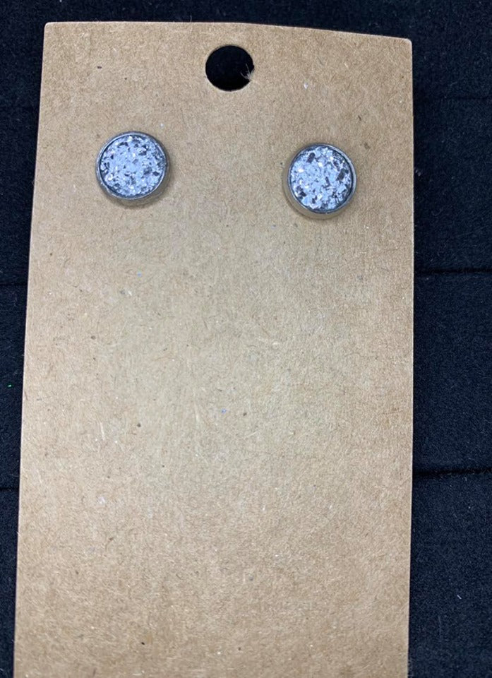 8mm Silver sparkle studs